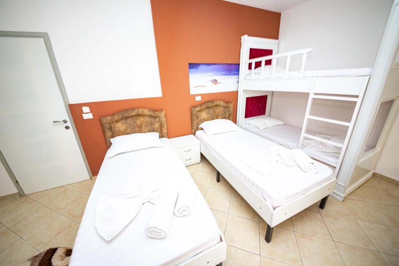 Ideal Aparthotel Saranda Экстерьер фото