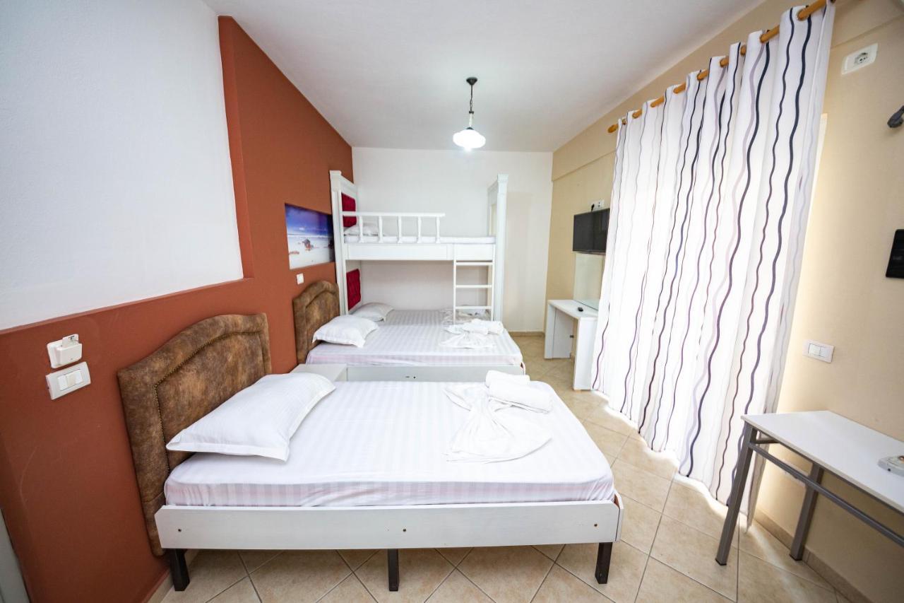 Ideal Aparthotel Saranda Экстерьер фото